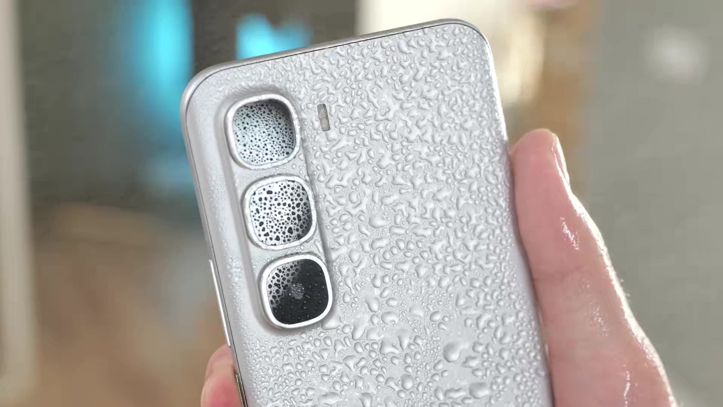 Обзор Infinix Hot 60 Pro+: доступный тонкофон без компромиссов