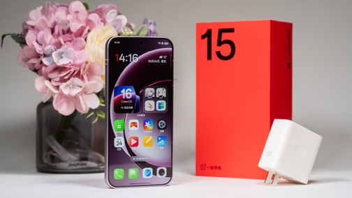 Глобальный OnePlus 15 уже появился на AliExpress