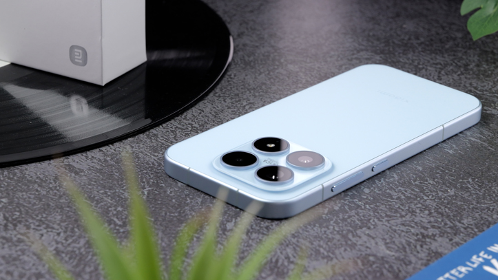 Обзор Xiaomi 17: это база!