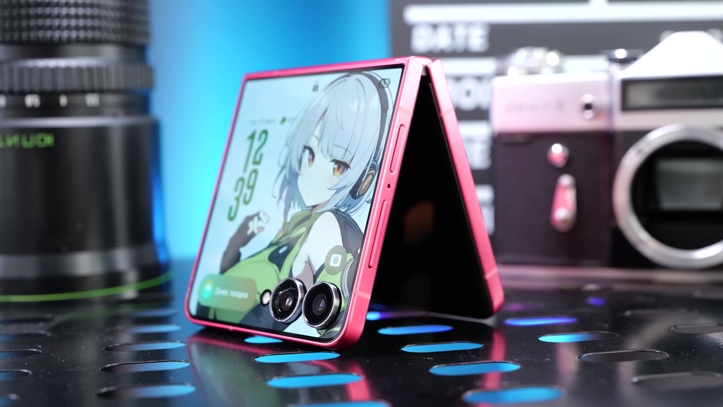 Обзор Samsung Galaxy Z Flip 7: главная Android-раскладушка
