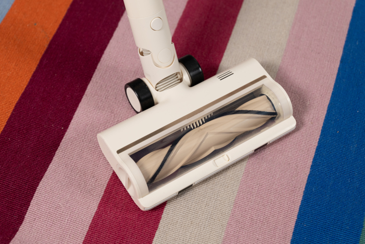 Обзор беспроводного вертикального пылесоса Dreame R10S Aqua: могу и помыть!