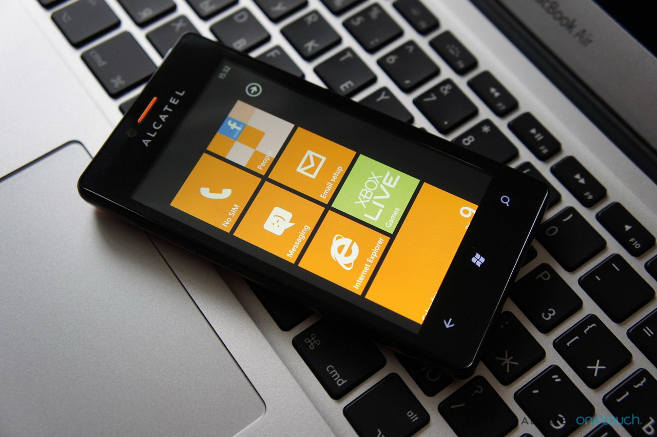 Alcatel OneTouch View - первый Windows Phone компании