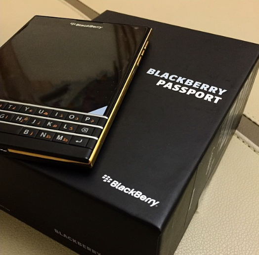 BlackBerry Passport Gold Edition -     ()