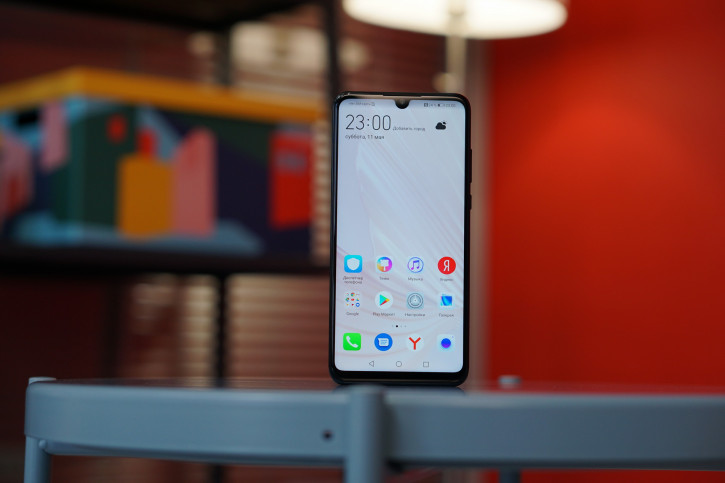  Huawei P30 Lite: -