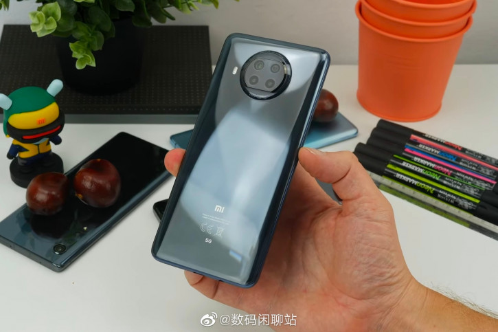  Mi 10T Lite:  Snapdragon 750G   765G  AnTuTu