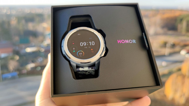 Honor Watch GS Pro:    