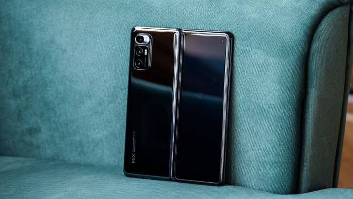 Samsung, !     Xiaomi Mix Fold