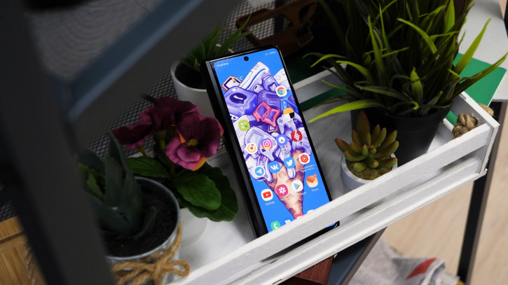 Samsung Galaxy Z Fold 3:   !