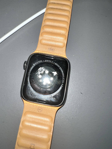 Apple Watch Series 7 : Apple   