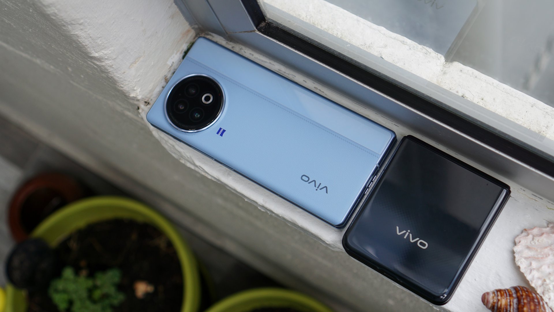 Xiaomi Mix Flip, Vivo S Flip и другие сюрпризы складных устройств 2024
