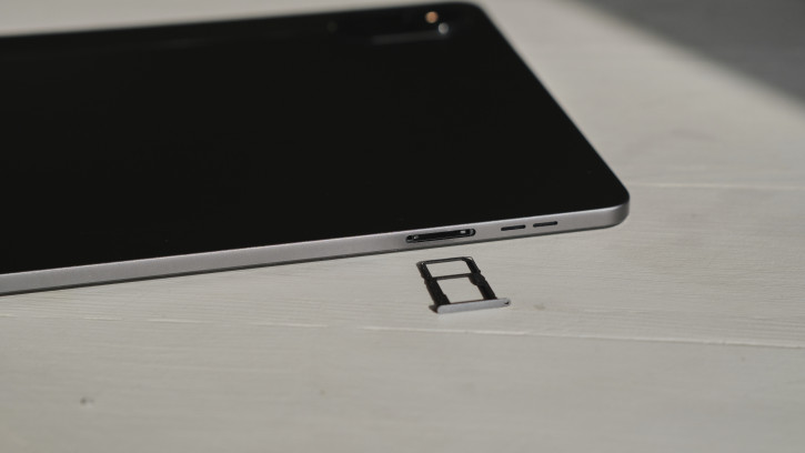  Honor Pad X9  Honor Pad X9 LTE:  
