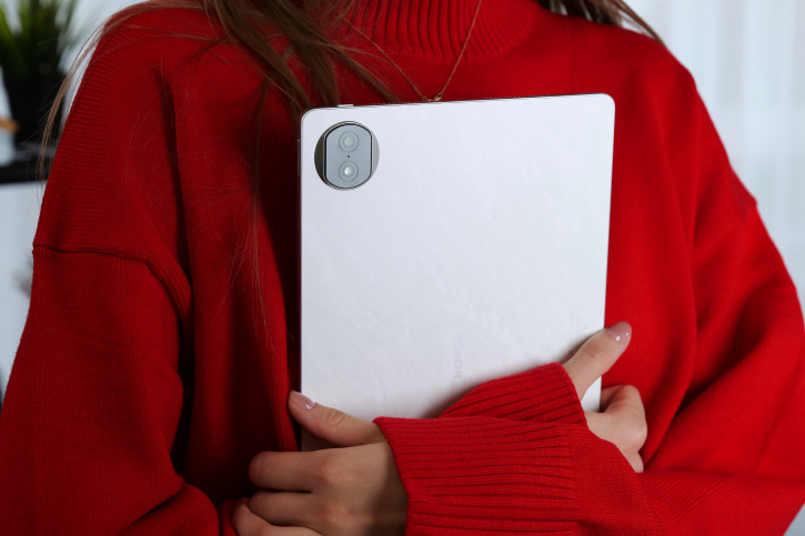  Honor MagicPad 2:  -