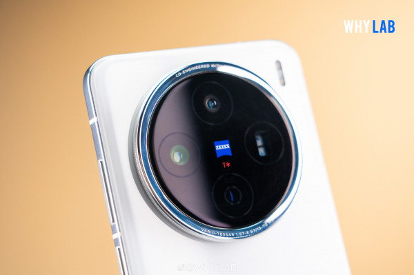    Vivo X200  X200 Pro mini:   ?