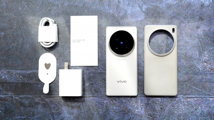  Vivo X100 Ultra: 