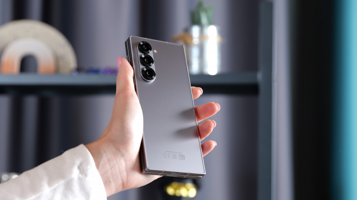  Honor Magic V3  Samsung Galaxy Z Fold 6