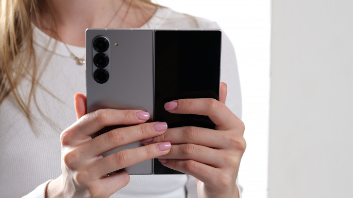  Honor Magic V3  Samsung Galaxy Z Fold 6