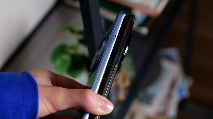  OnePlus 12  OnePlus 12R:  