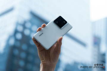 Realme GT7 Pro       