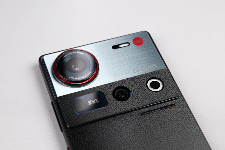 Обзор Nubia Z70S Ultra: всё сложно