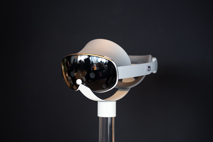 Анонс Samsung Galaxy XR – удешевлённый вдвое аналог Apple Vision Pro