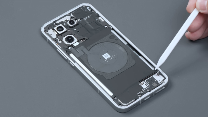 iQOO 15 разобрали на видео: гораздо больше, чем просто игрофон?