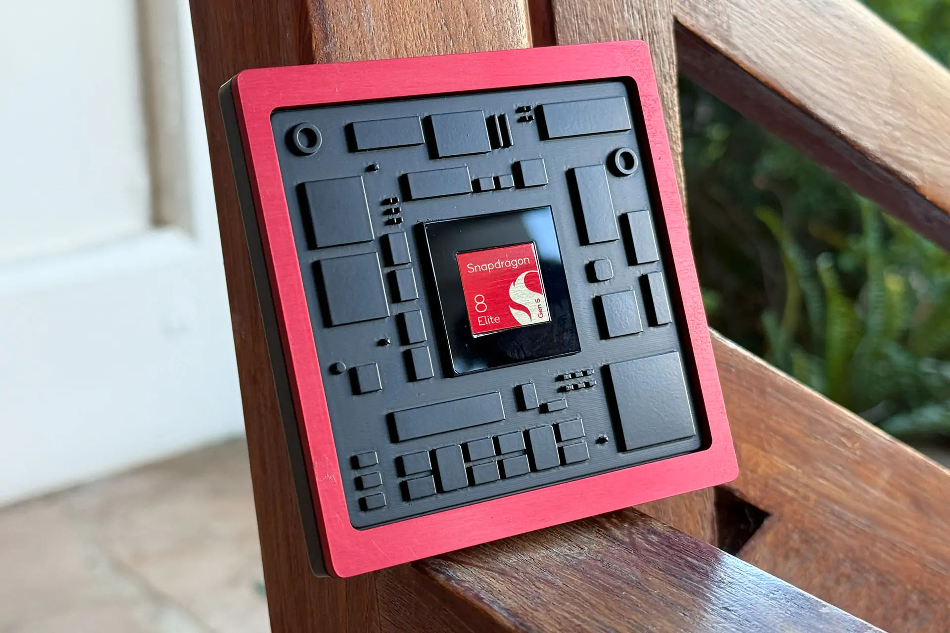 Snapdragon 8 Elite Gen 6 будет круче Apple A20, но какой ценой?