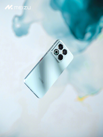 Представлен новый Meizu 22: на этот раз в оттенке фарфора