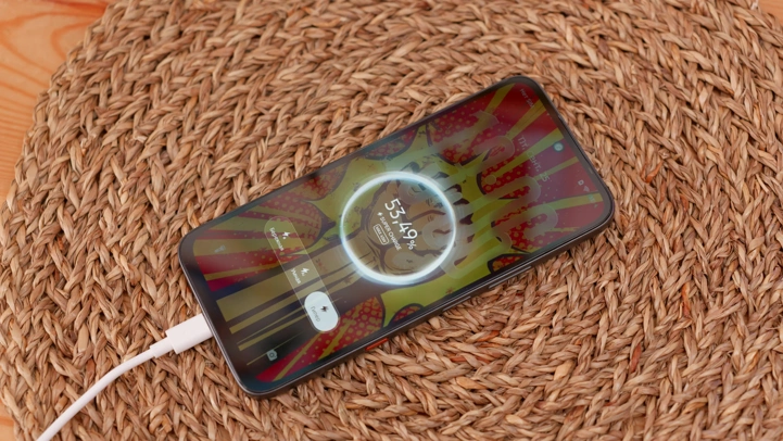 Обзор Infinix Hot 70: не обожгётесь