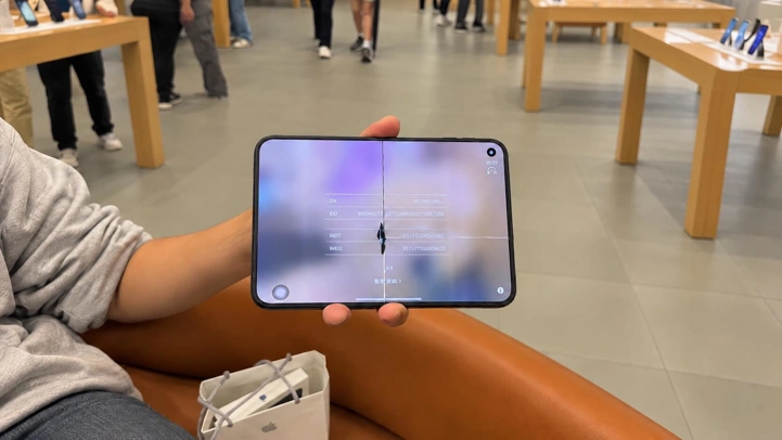 Apple наконец-то признала проблему массовой смерти экранов iPhone Duo