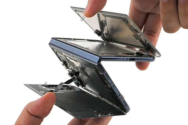 Лучший в индустрии? iPhone Duo получил оценку ремонтопригодности от iFixit