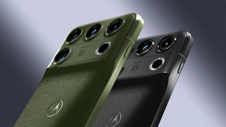 Motorola наконец-то уточнила сроки выхода Signature 27