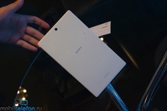  Sony Xperia Z3 Tablet Compact, E3, SmartWatch 3, SmartBand Talk