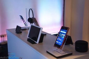  Sony Xperia Z3 Tablet Compact, E3, SmartWatch 3, SmartBand Talk