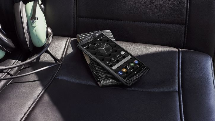  Vertu Signature Touch