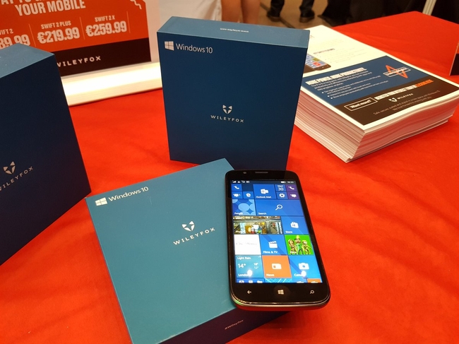  Wileyfox Pro: Snapdragon 210  Windows 10 Mobile  249 