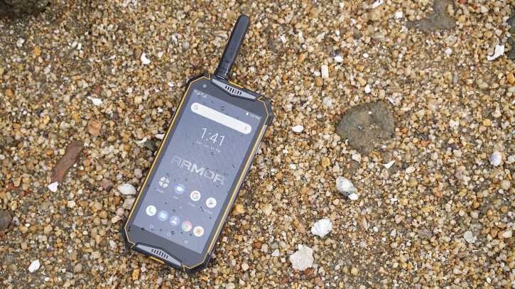 Ulefone  Armor 3W/3WT  -    10 300 