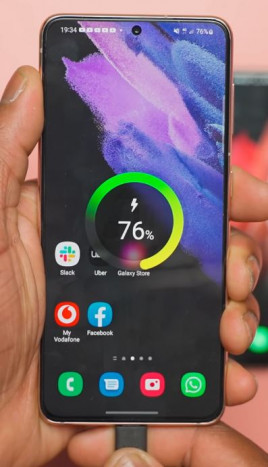 Samsung  - One UI 4.0:    