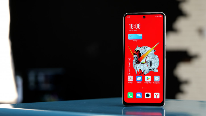  Infinix Hot 30:  