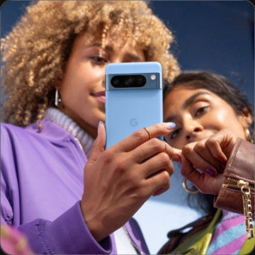    Google Pixel 8    Pixel 8 Pro