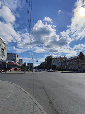 Обзор iQOO 11 и 11S: быстрые флагманы без ставки на камеру