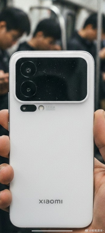 Xiaomi 16 Pro Max показали на шпионских фото? Первый взгляд