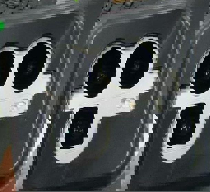 Шпионское фото Realme GT 8 Pro: первый взгляд и параметры камер