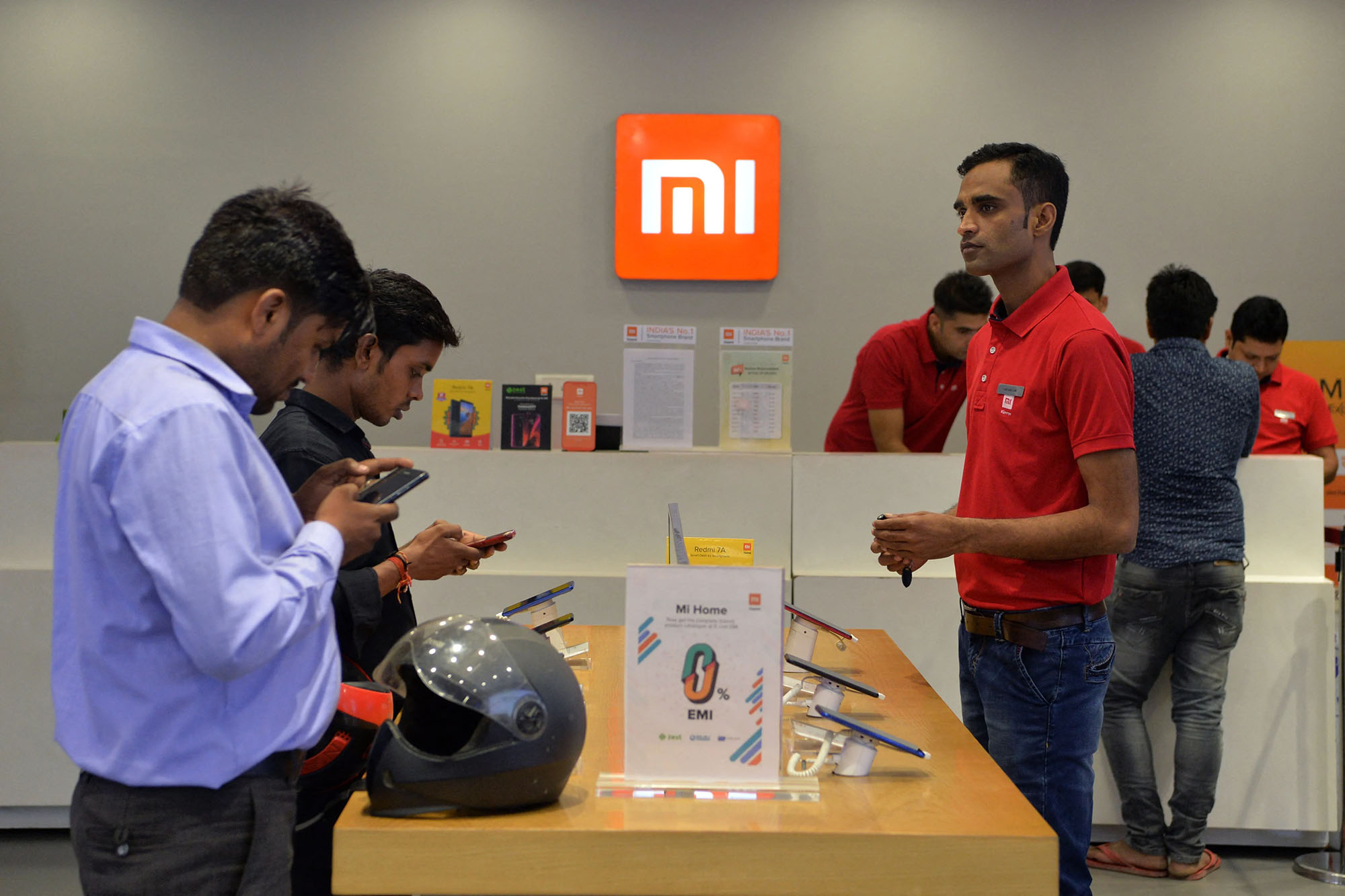 Xiaomi уходит из Индии?! Не совсем, но ситуация трудная