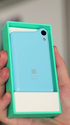 Обзор Qin K25: самый маленький смартфон Xiaomi