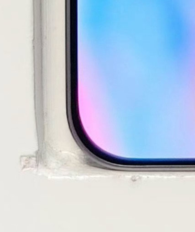 Странность экранов OPPO Find X9 показали на живых фото