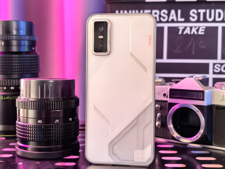 Обзор Infinix GT 30 Pro: игроимбочка для всех