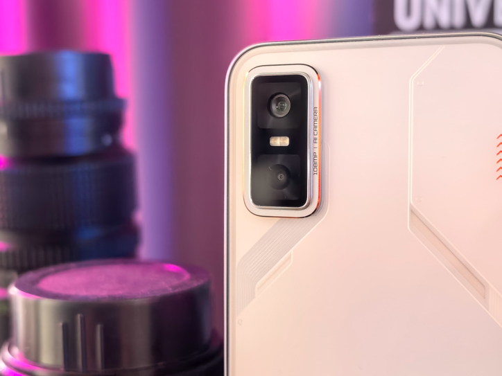 Обзор Infinix GT 30 Pro: игроимбочка для всех