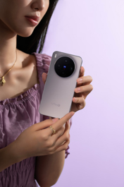 Vivo X300 и X300 Pro во всех цветах на студийных фото задолго до анонса