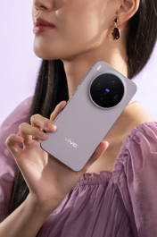 Vivo X300 и X300 Pro во всех цветах на студийных фото задолго до анонса