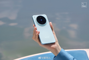 Vivo X300 и X300 Pro во всех цветах на студийных фото задолго до анонса